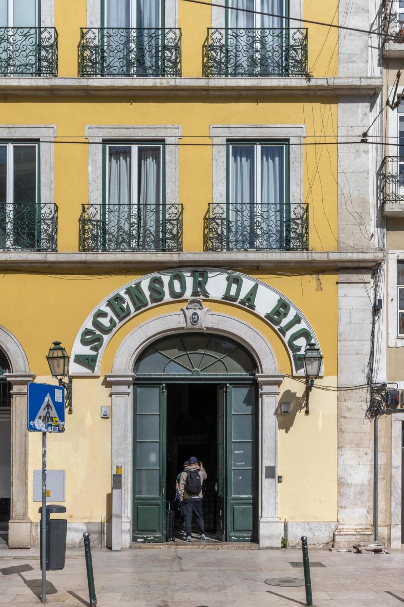 Modern 3Br, Terrace, Ac/Heating & Self Check-In Apartment Lisbon Exterior photo